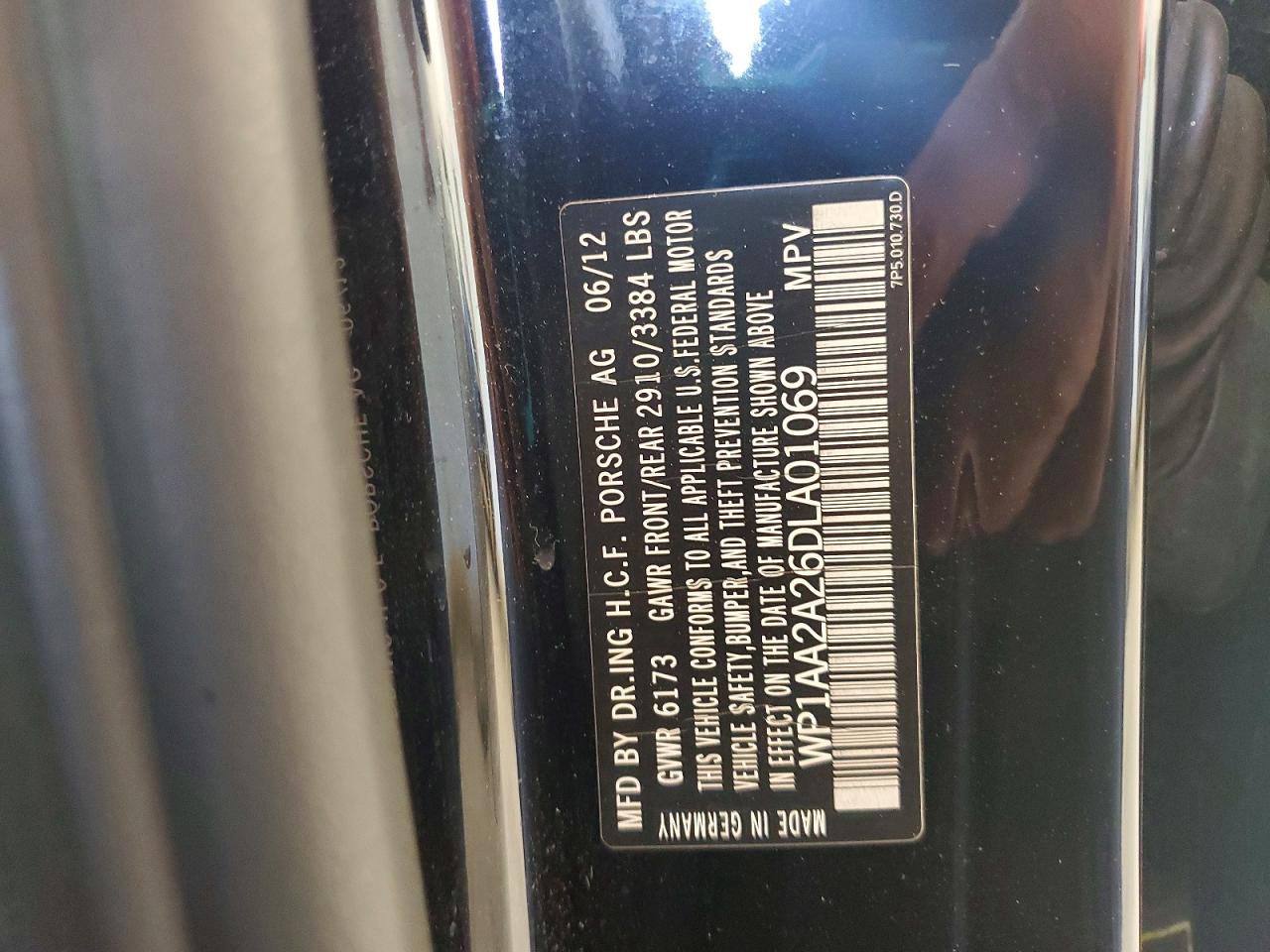 2013 PORSCHE CAYENNE photo 25
