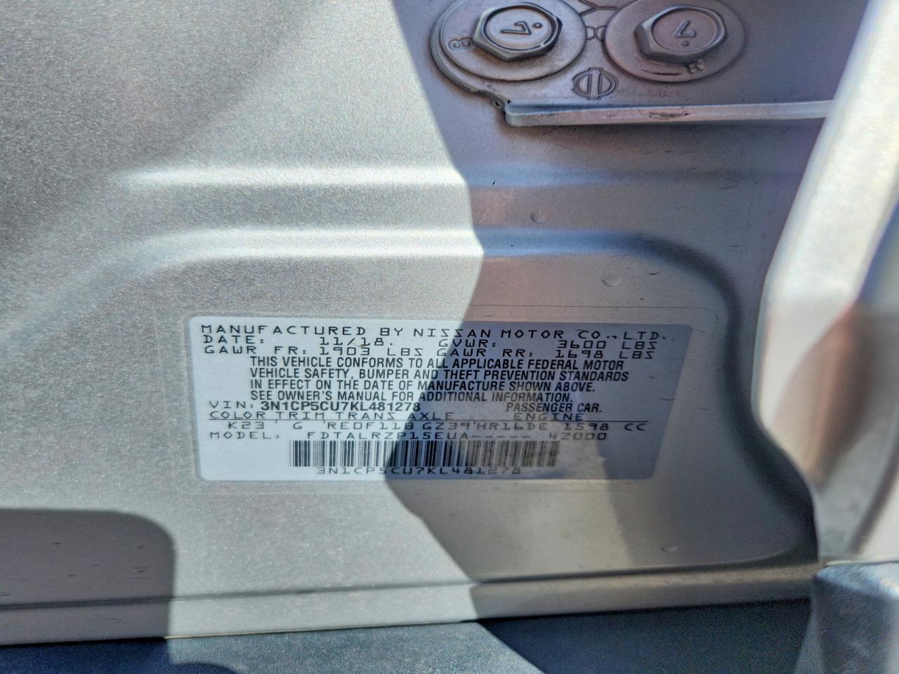 2019 NISSAN KICKS S photo 25