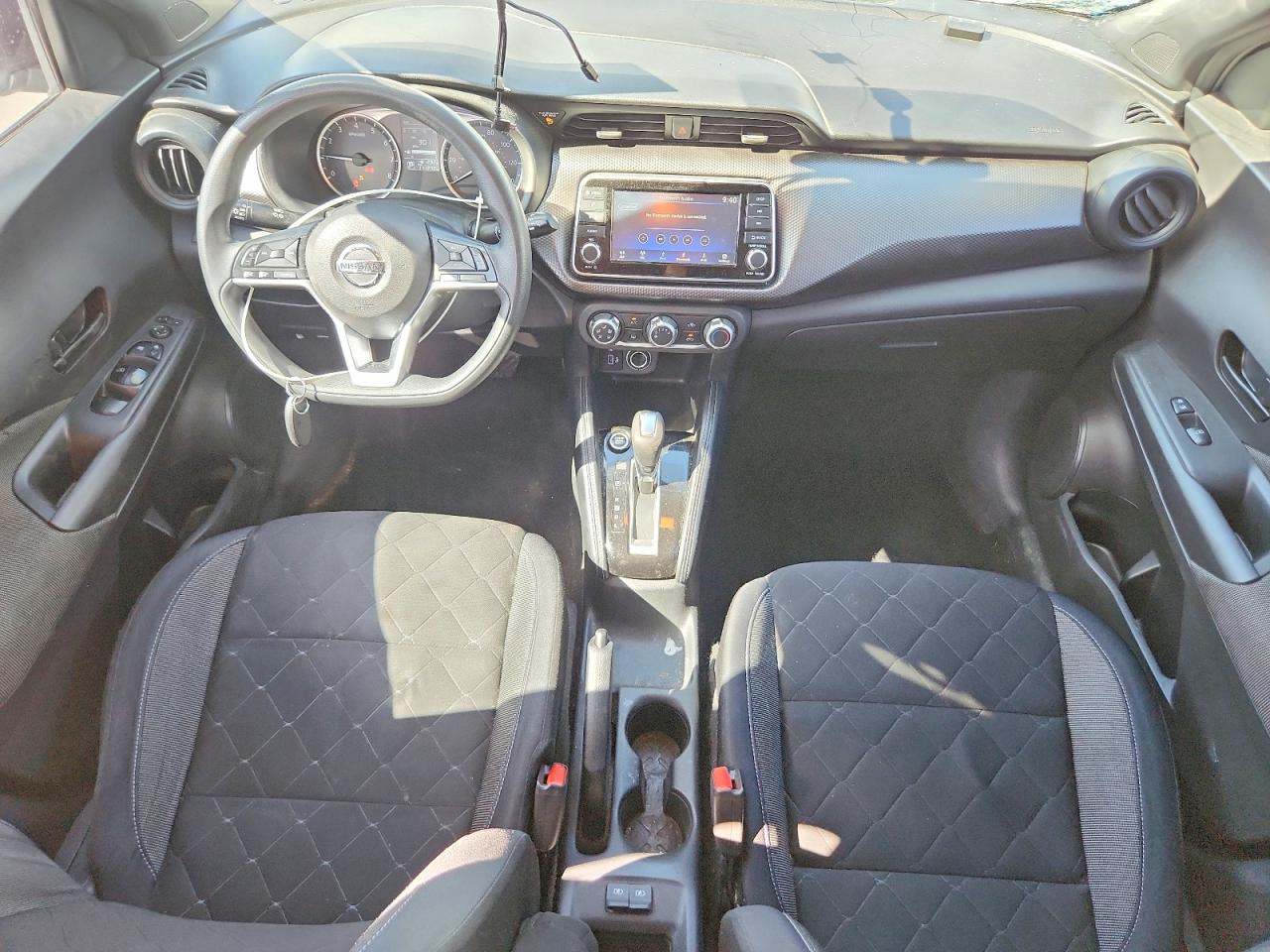 2019 NISSAN KICKS S photo 15