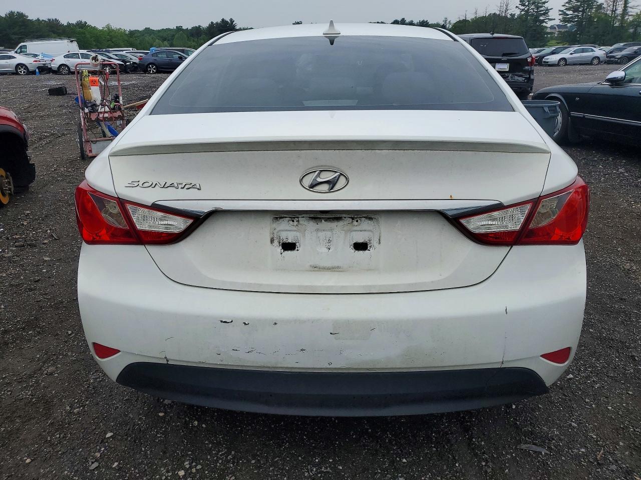 2014 HYUNDAI SONATA GLS photo 11
