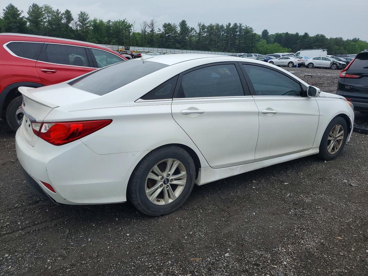2014 HYUNDAI SONATA GLS photo 5