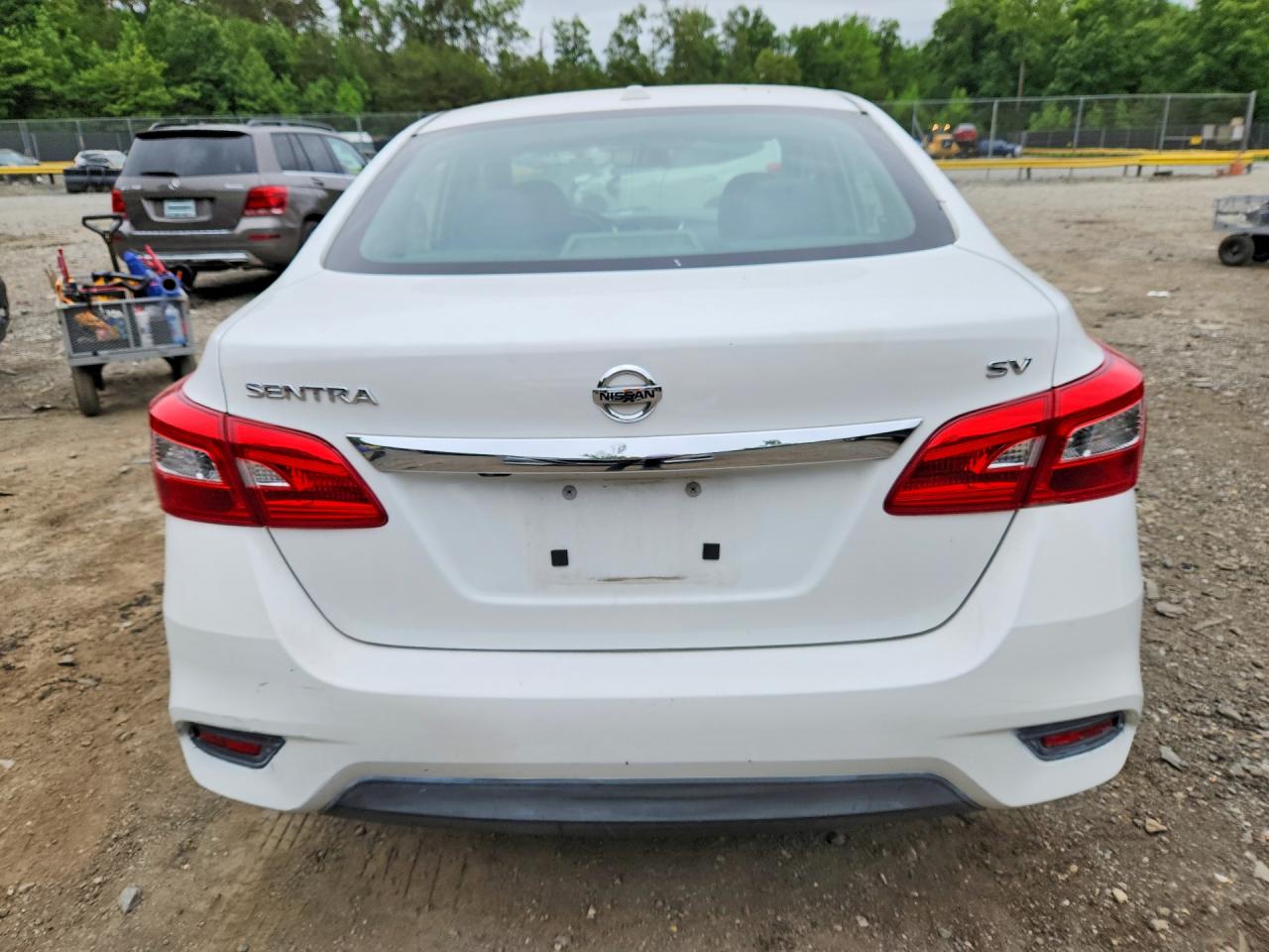 2016 NISSAN SENTRA S photo 6