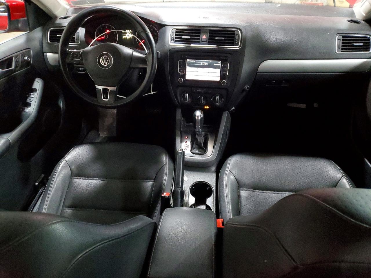 2013 VOLKSWAGEN JETTA SE photo 22