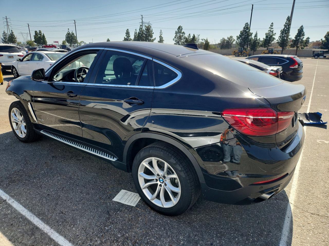 2015 BMW X6 XDRIVE35I photo 4