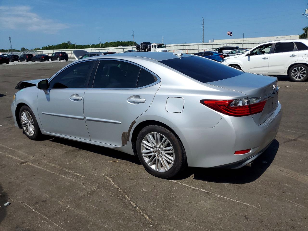 2013 LEXUS ES 350 photo 3