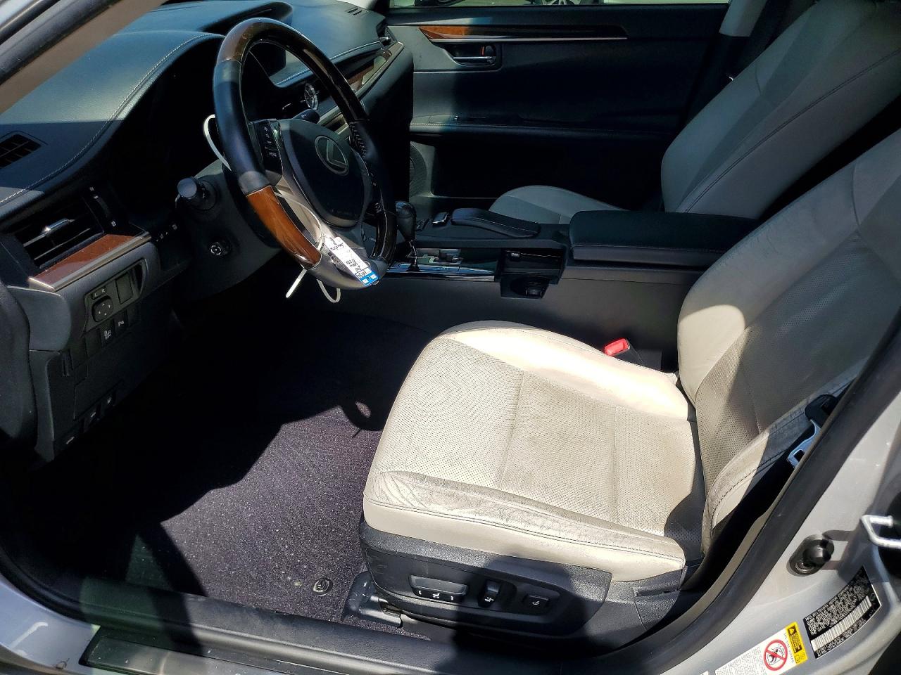 2013 LEXUS ES 350 photo 13