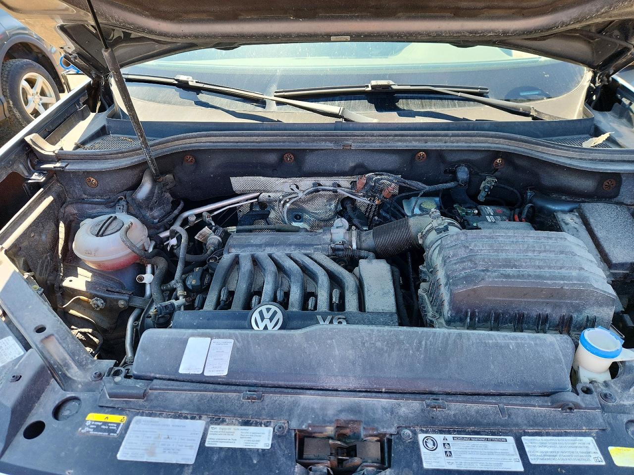 2018 VOLKSWAGEN ATLAS SE photo 23