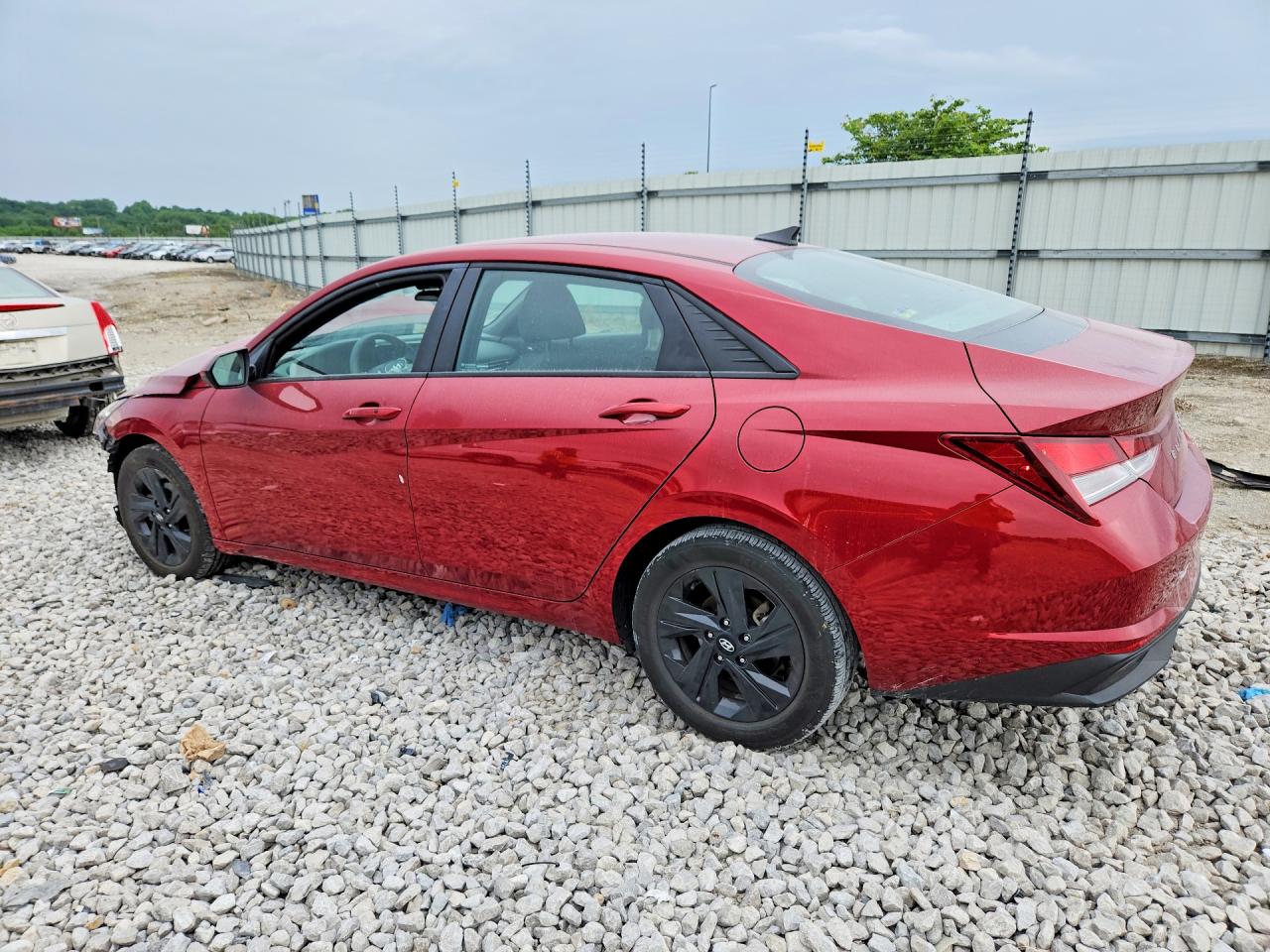 2023 HYUNDAI ELANTRA SEL photo 4