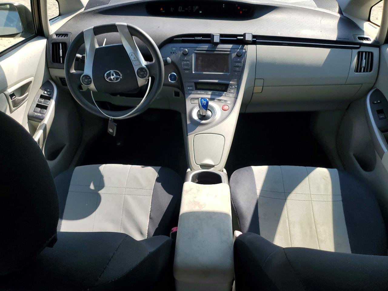 2012 TOYOTA PRIUS TWO photo 15