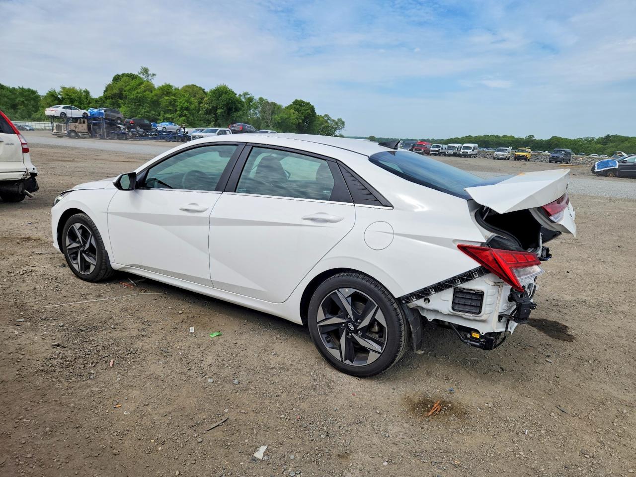 2023 HYUNDAI ELANTRA LIMITED photo 3