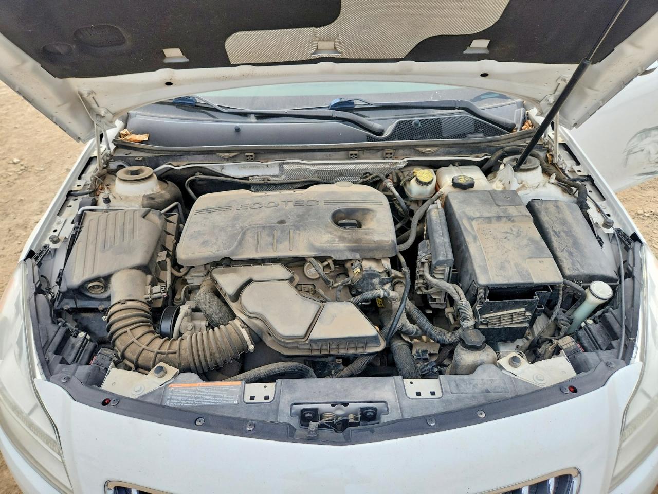 2011 BUICK REGAL CXL photo 21