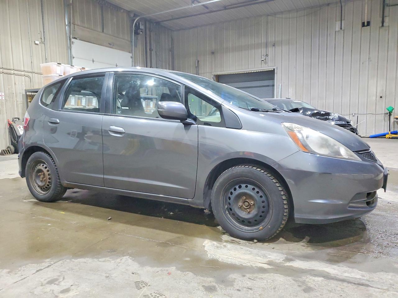 2013 HONDA FIT photo 10