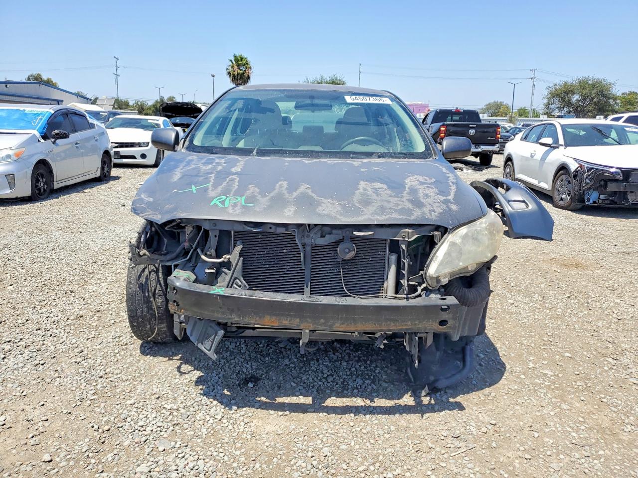 2013 TOYOTA COROLLA LE photo 9