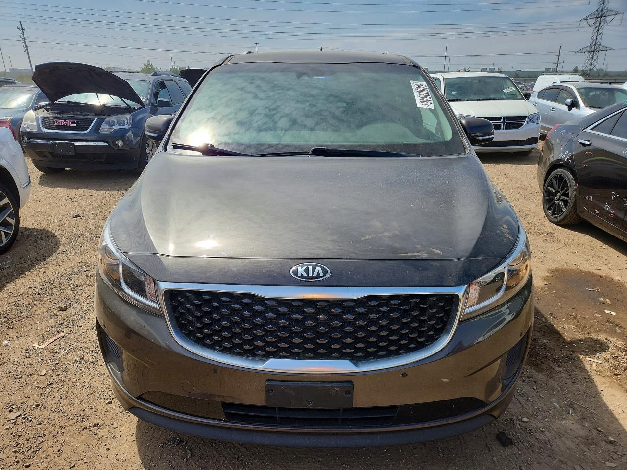 2018 KIA SEDONA LX photo 13
