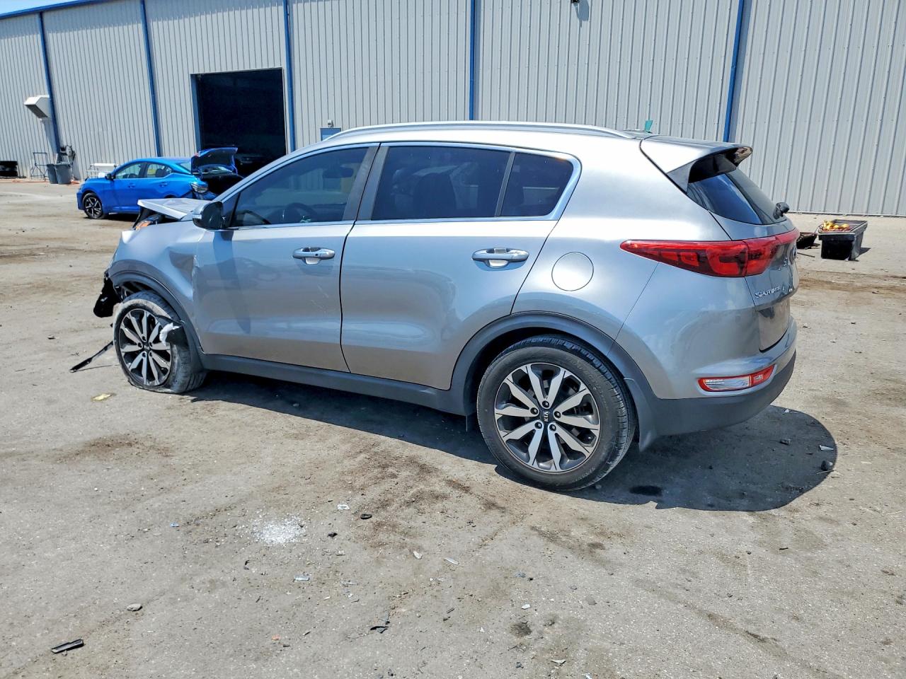 2019 KIA SPORTAGE EX photo 3