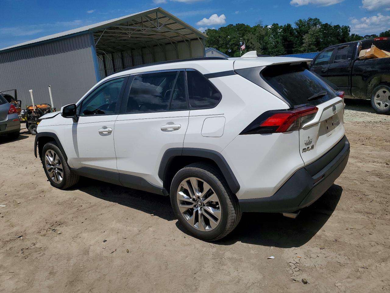 2019 TOYOTA RAV4 XLE PREMIUM photo 4