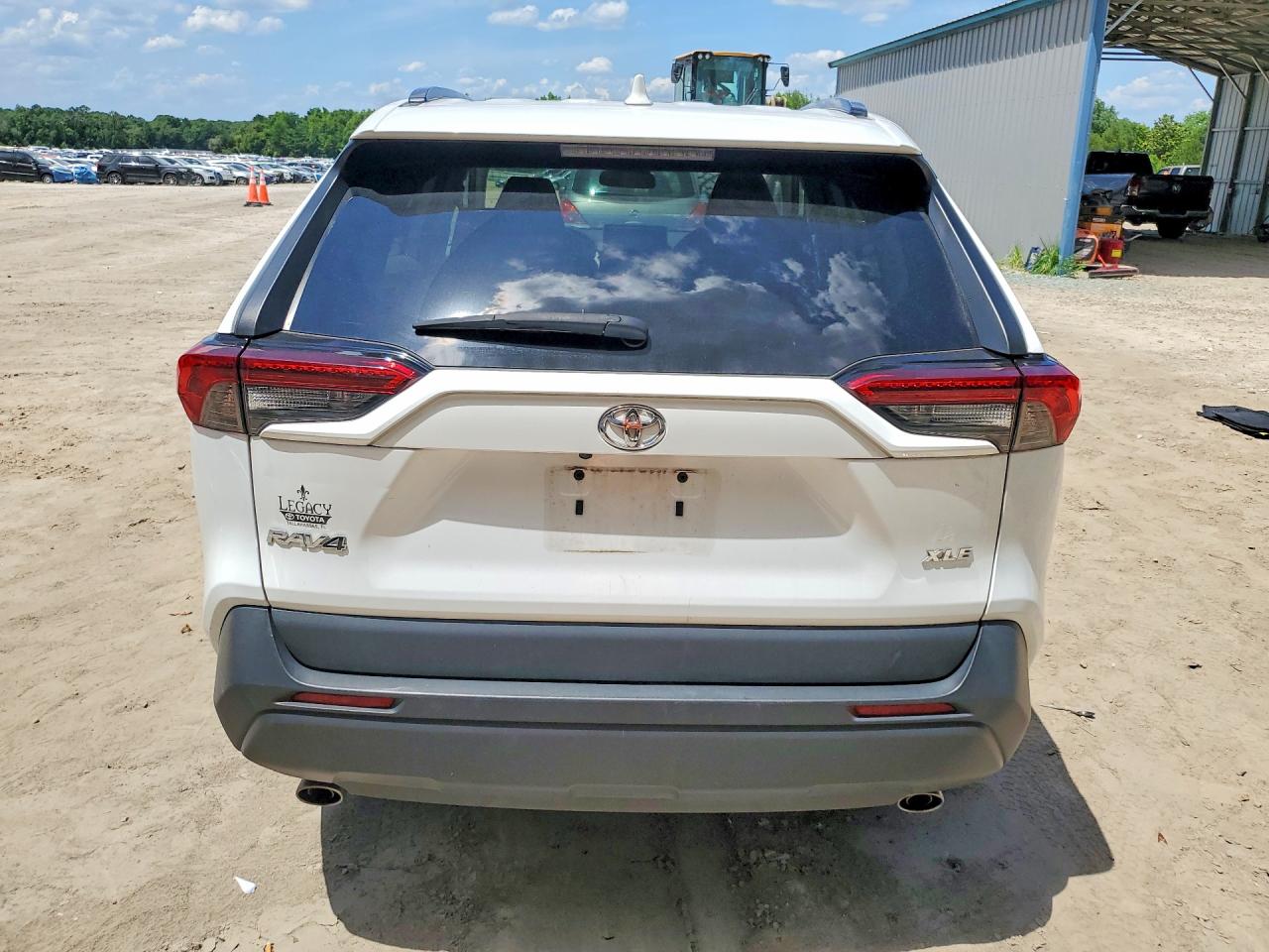 2019 TOYOTA RAV4 XLE PREMIUM photo 16
