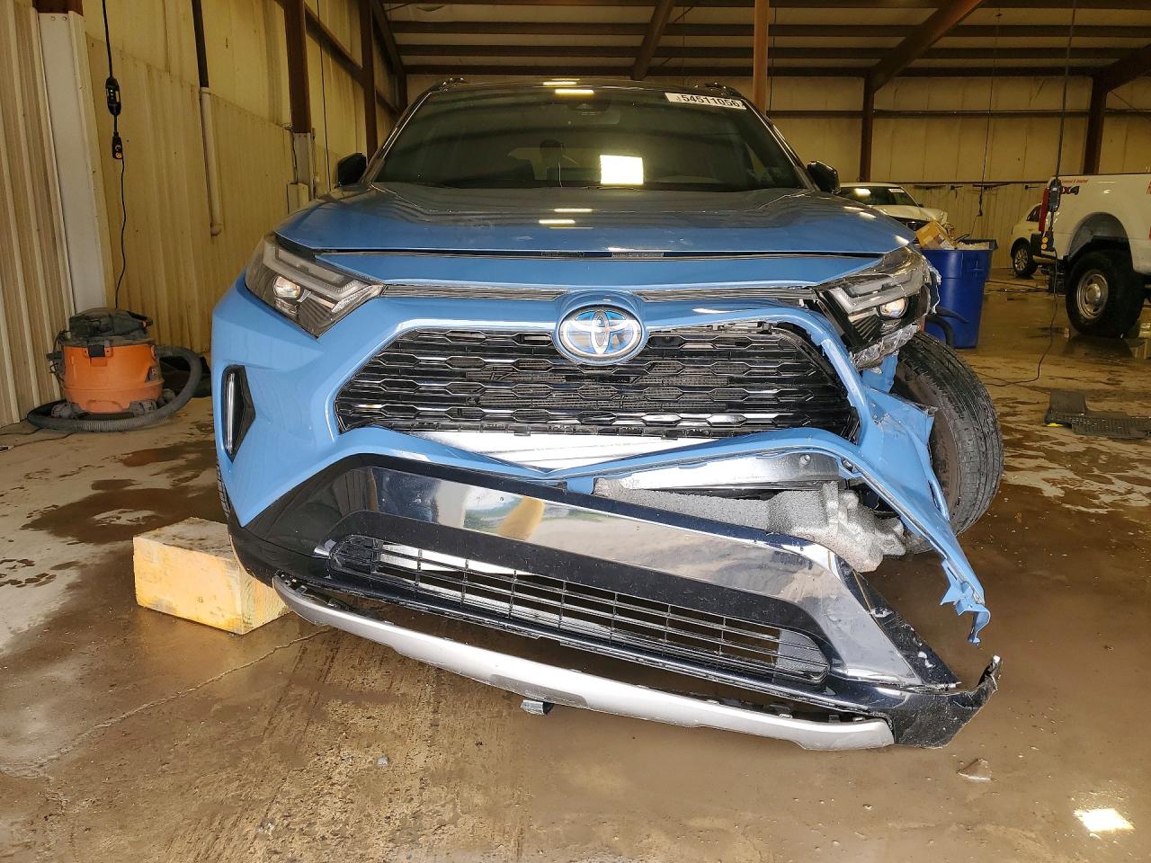 2022 TOYOTA RAV4 XSE photo 5