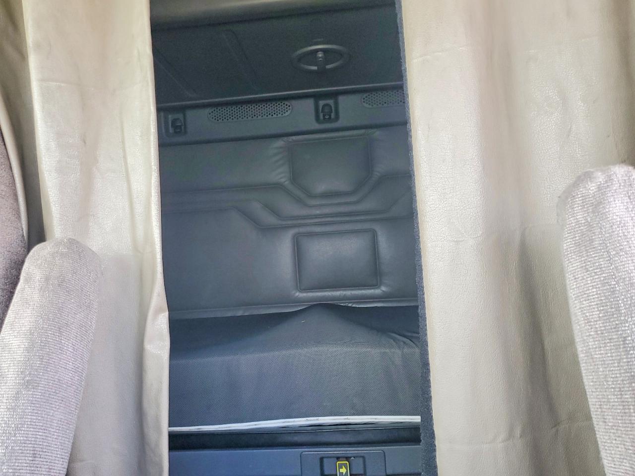 2016 FREIGHTLINER CASCADIA 125 SEMI TRUCK photo 11