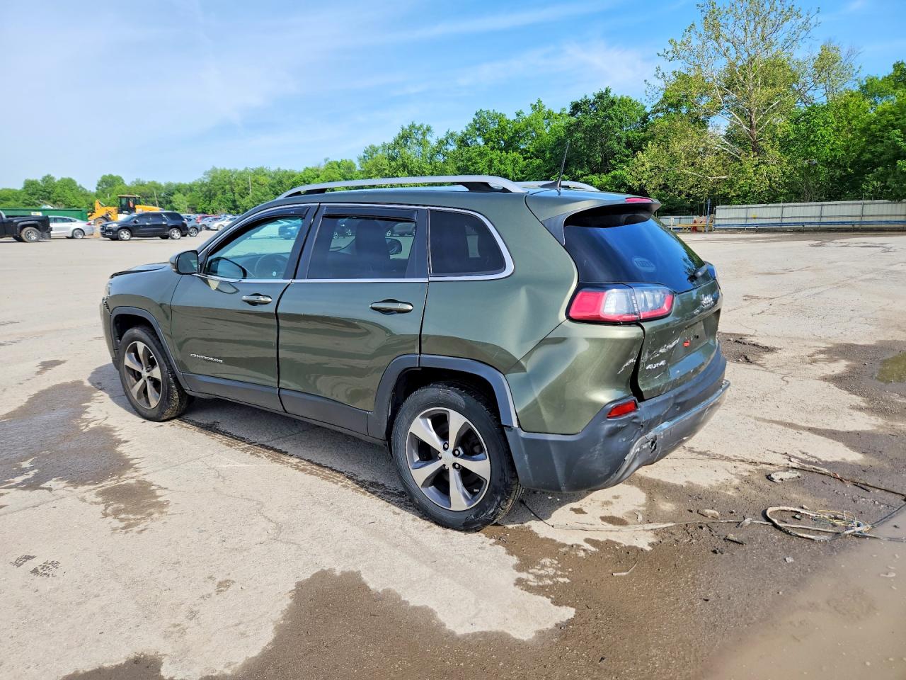 2019 JEEP CHEROKEE LIMITED photo 2