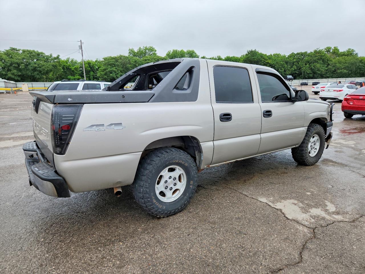 2004 CHEVROLET AVALANCHE K1500 photo 7