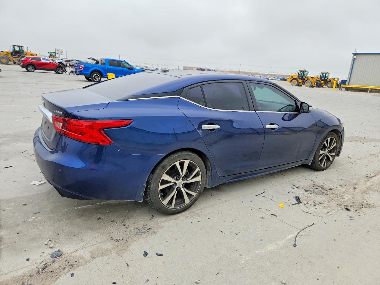 2017 NISSAN MAXIMA PLATINUM photo 5