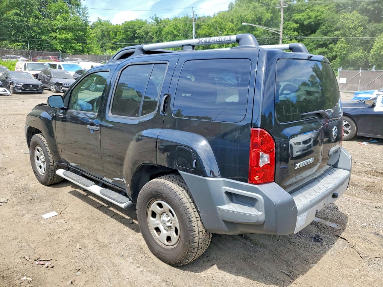 2012 NISSAN XTERRA X photo 3