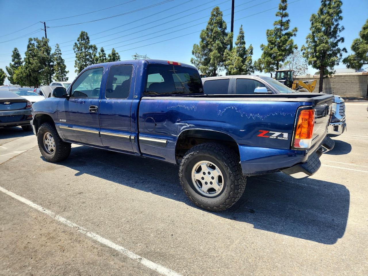 2000 CHEVROLET SILVERADO K1500 photo 4