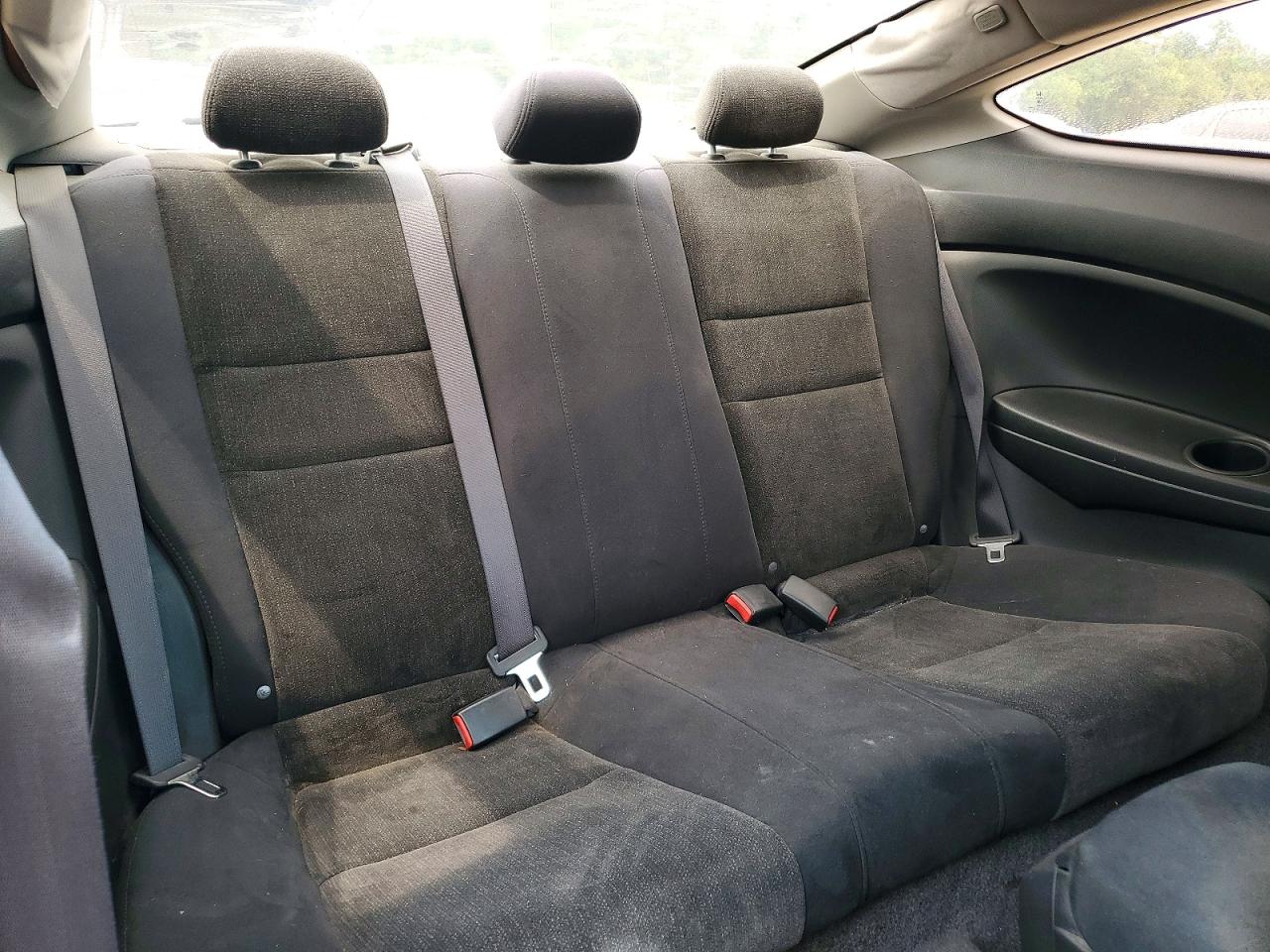 2010 HONDA ACCORD LX photo 19
