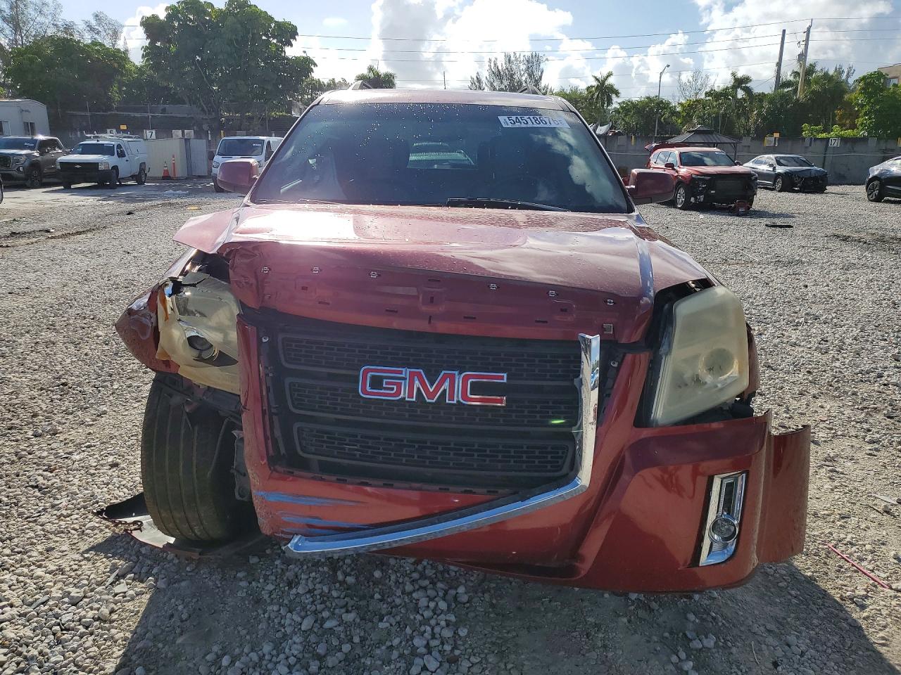 2011 GMC TERRAIN SLT photo 9