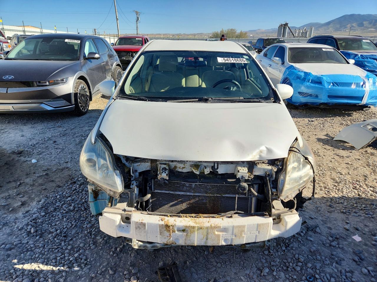 2011 TOYOTA PRIUS TWO photo 13