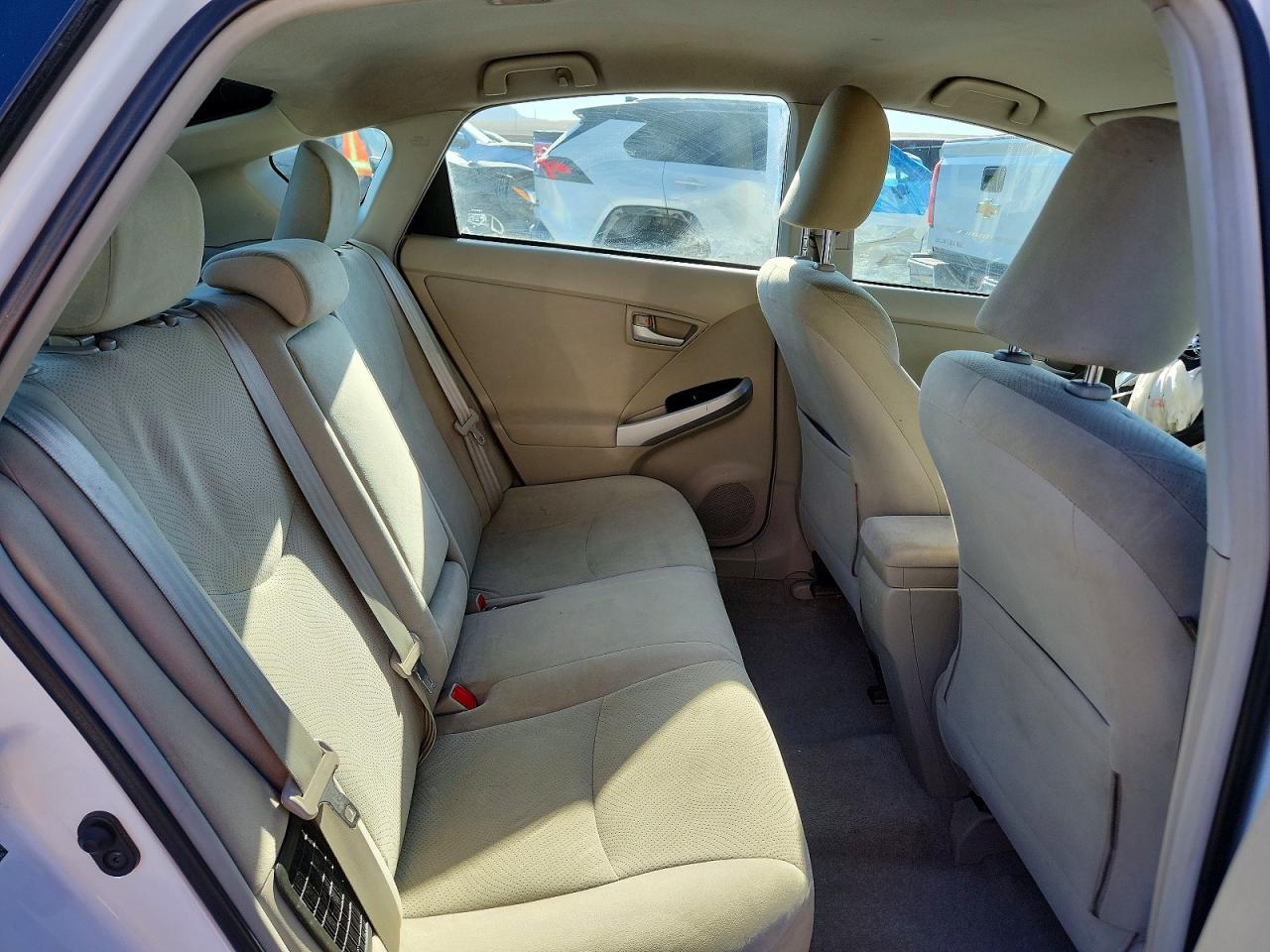 2011 TOYOTA PRIUS TWO photo 28