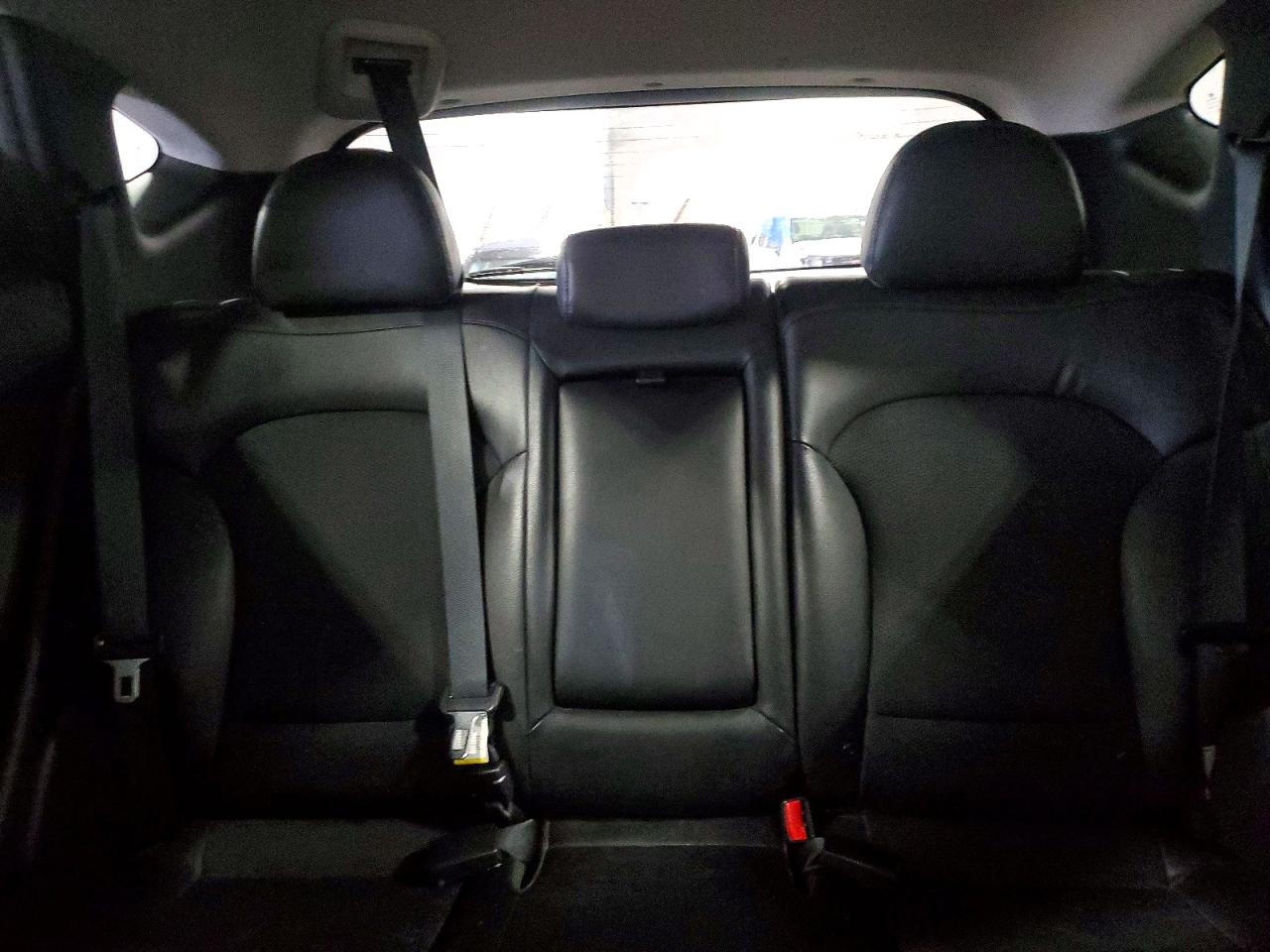 2015 HYUNDAI TUCSON SE photo 19