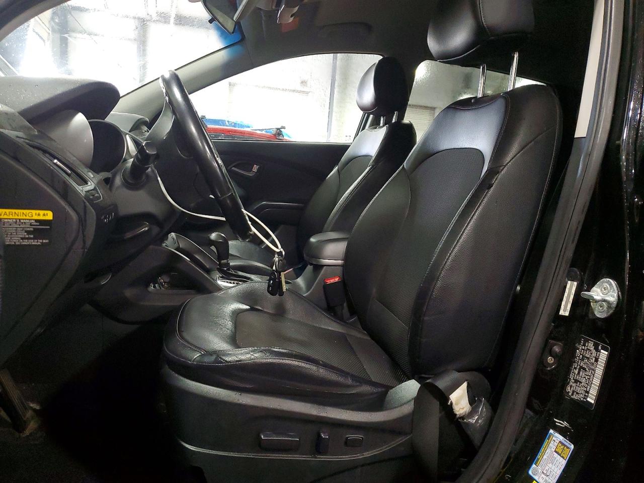 2015 HYUNDAI TUCSON SE photo 13