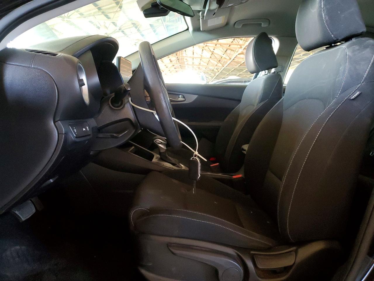 2021 KIA FORTE LXS photo 19