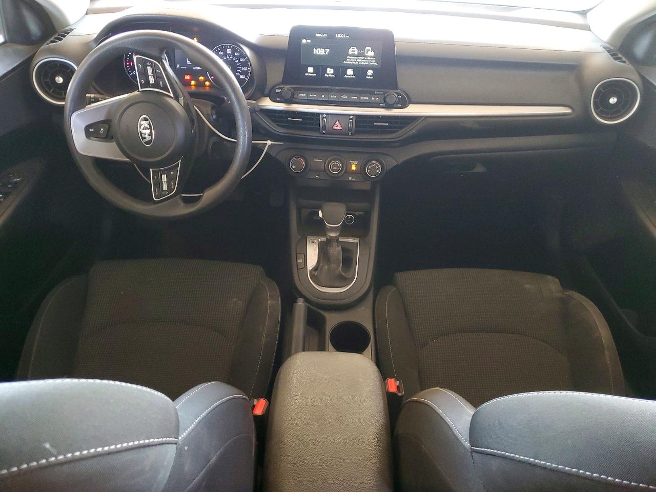 2021 KIA FORTE LXS photo 22