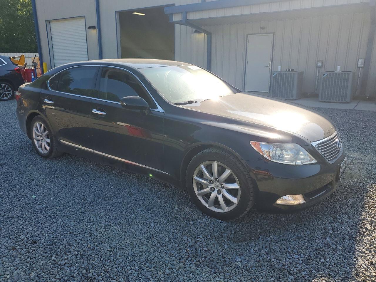 2008 LEXUS LS 460L photo 10