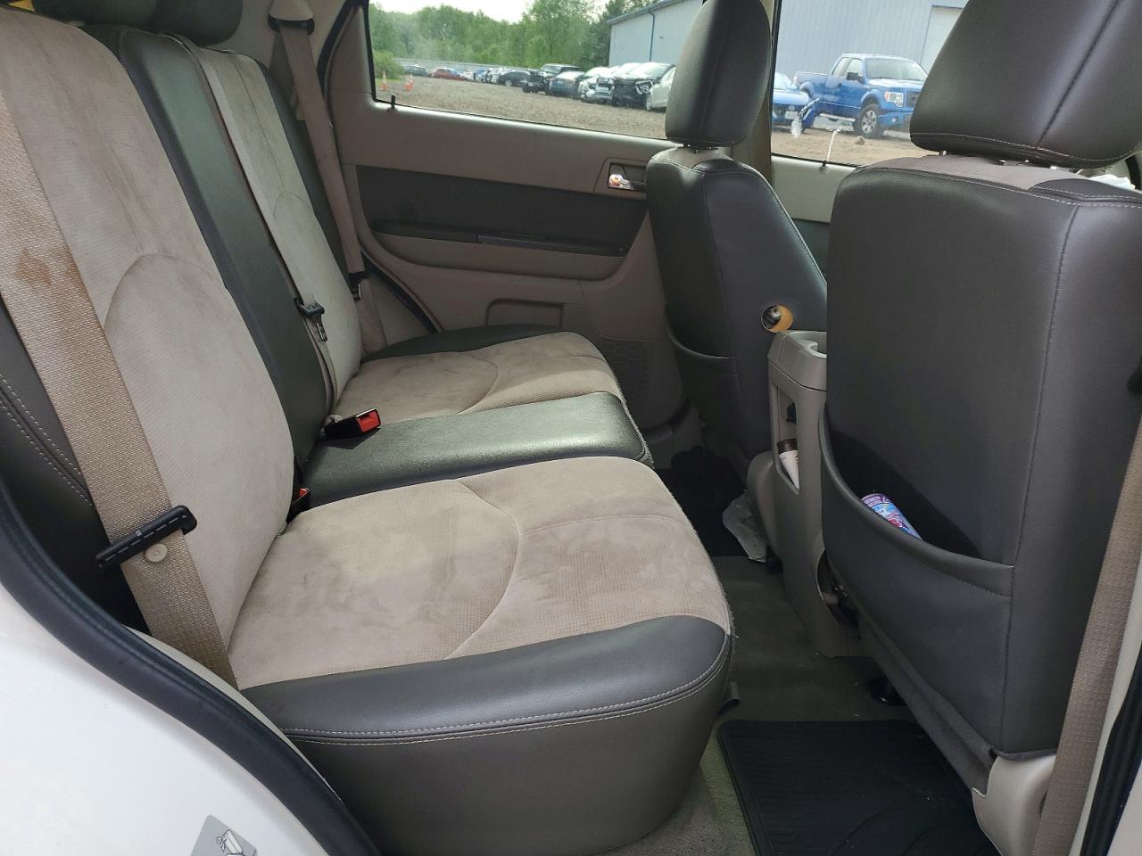 2010 MERCURY MARINER PREMIER photo 11
