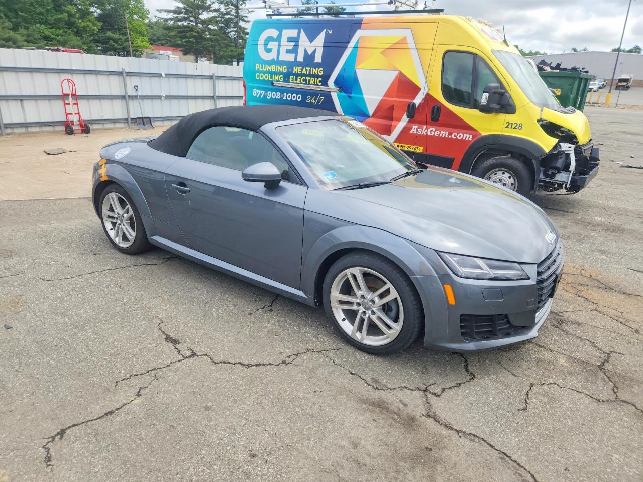 2017 AUDI TT photo 10