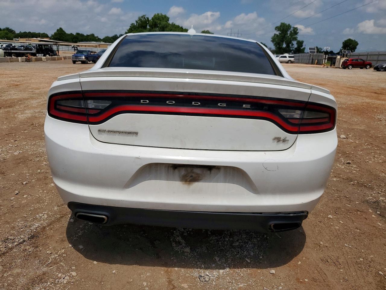2017 DODGE CHARGER R photo 11