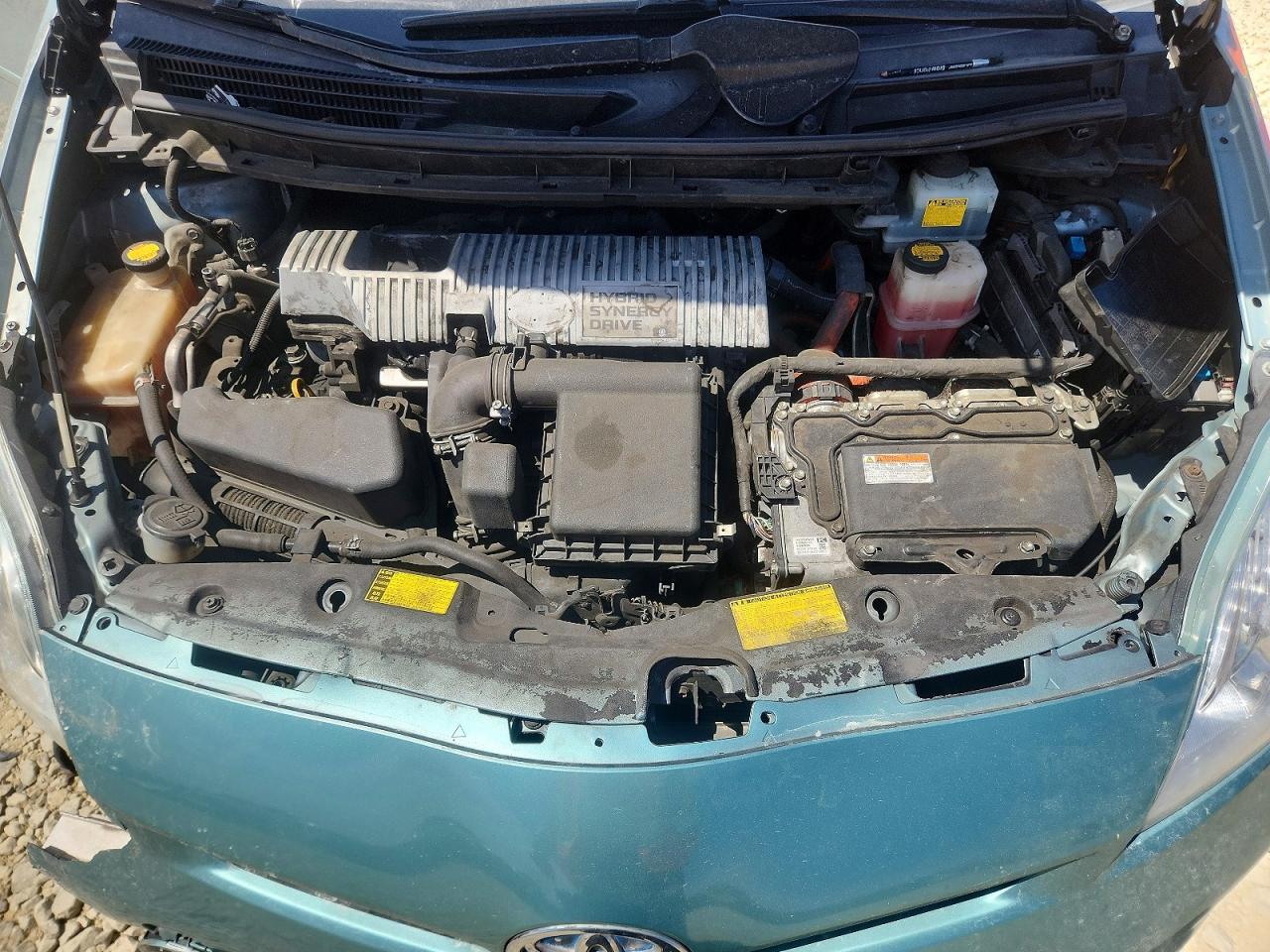 2013 TOYOTA PRIUS TWO photo 31