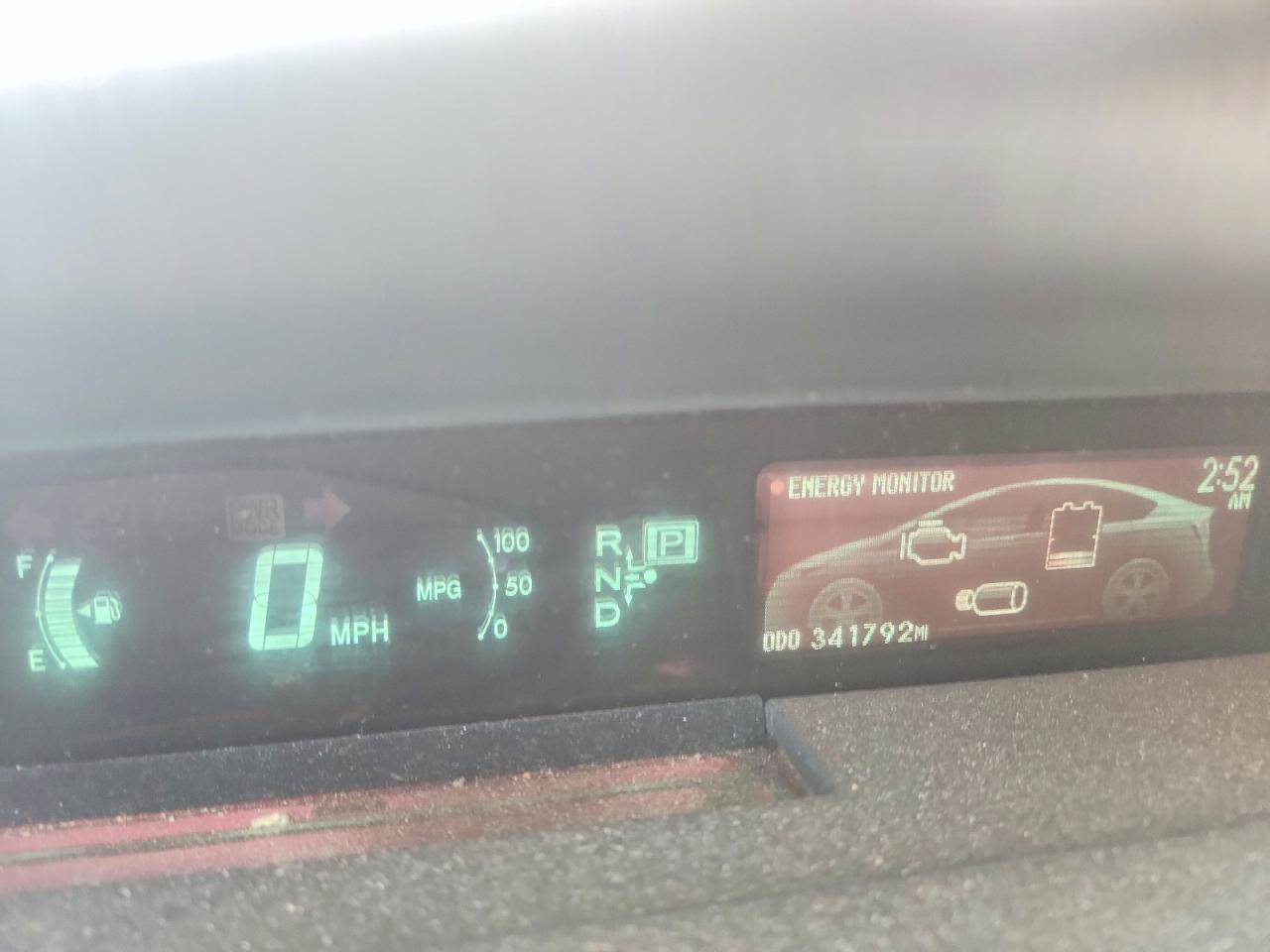 2013 TOYOTA PRIUS TWO photo 25