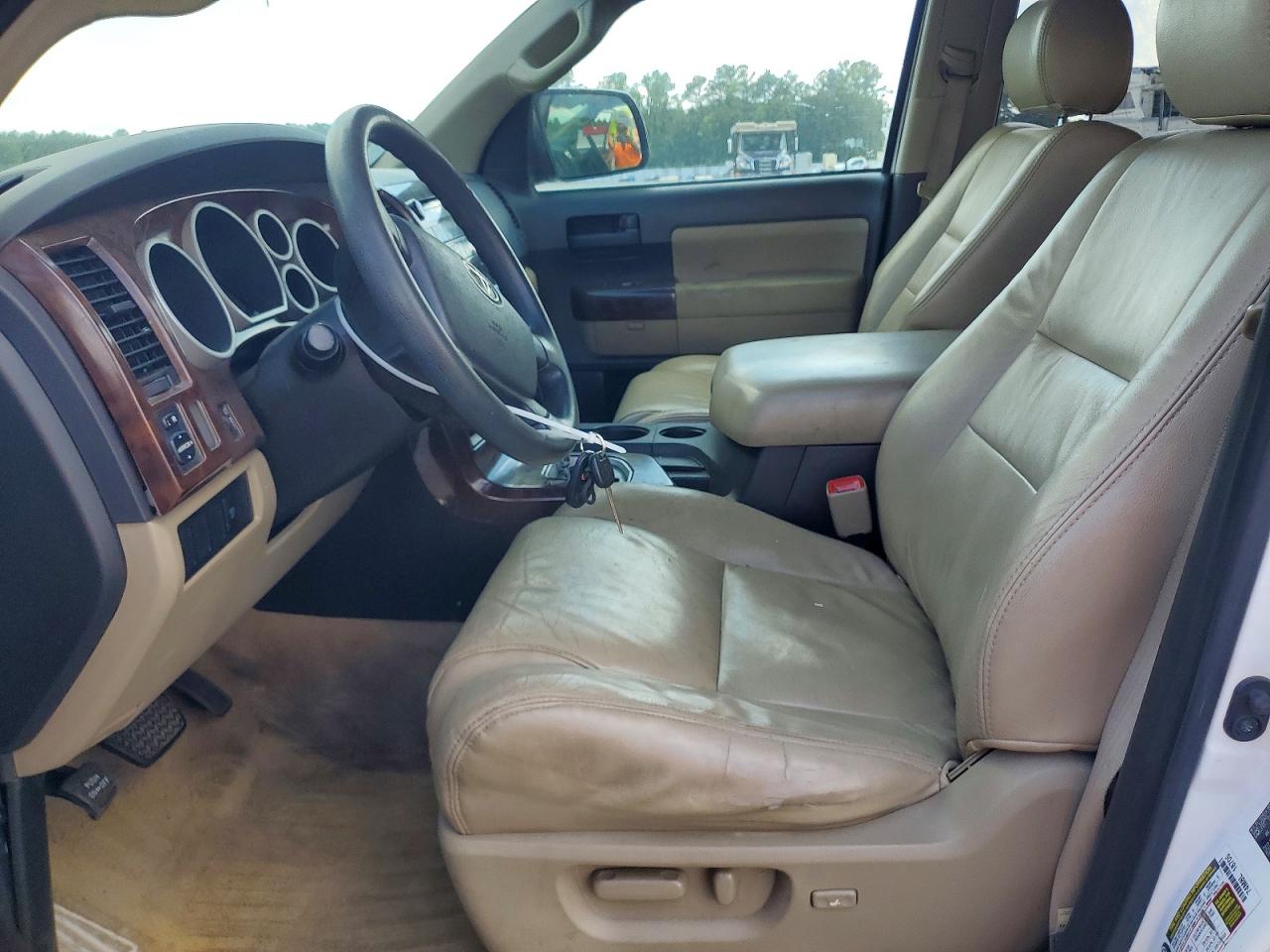 2008 TOYOTA SEQUOIA SR5 photo 7