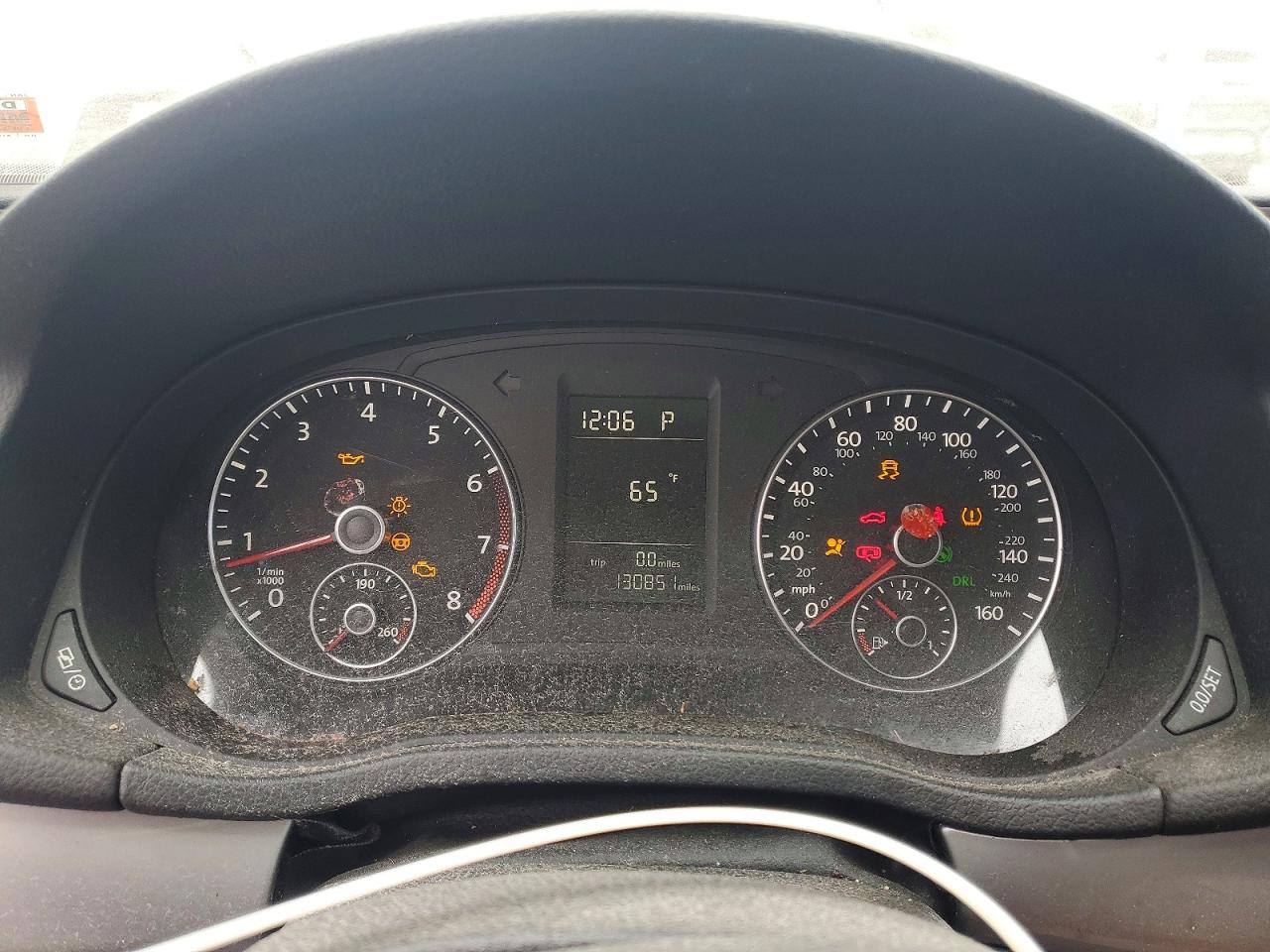 2015 VOLKSWAGEN PASSAT S photo 17