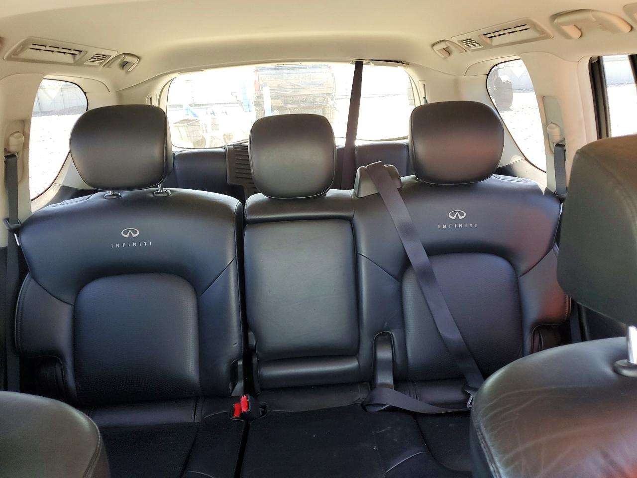2012 INFINITI QX56 BASE photo 10