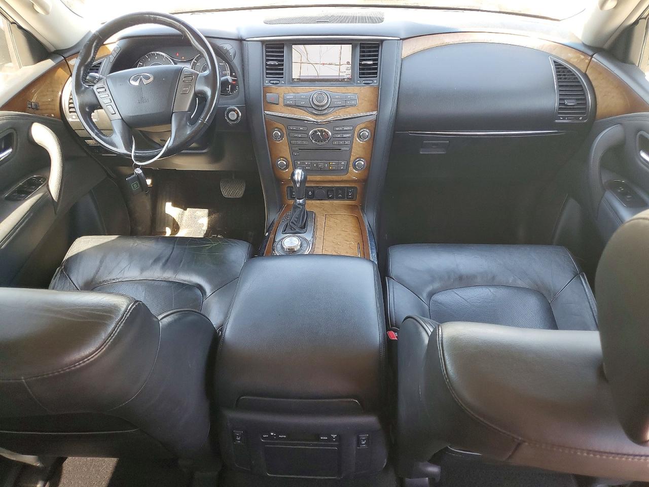 2012 INFINITI QX56 BASE photo 8