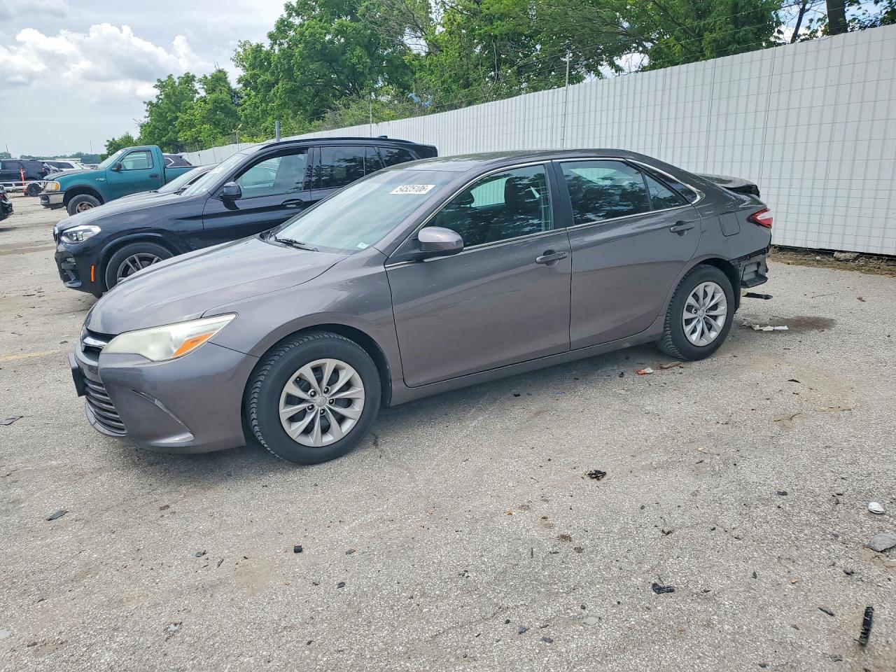 2016 TOYOTA CAMRY