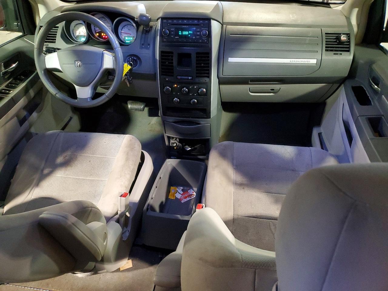 2008 DODGE GRAND CARAVAN SXT photo 8