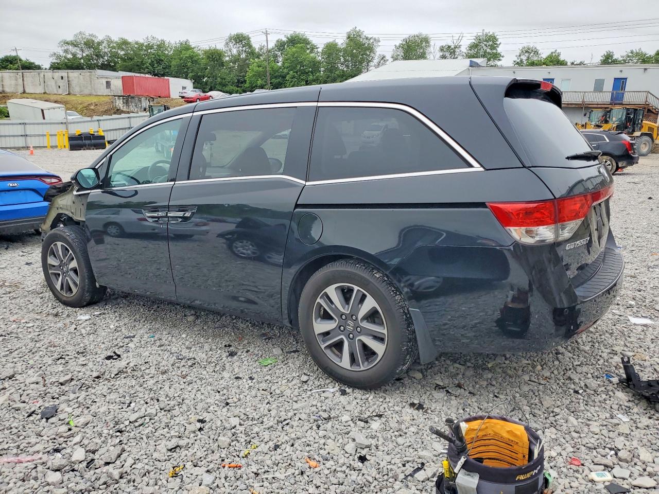 2016 HONDA ODYSSEY TOURING photo 4