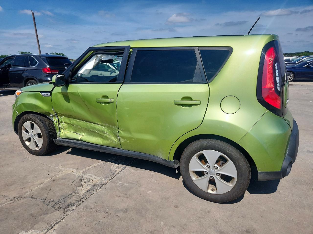 2016 KIA SOUL BASE photo 2